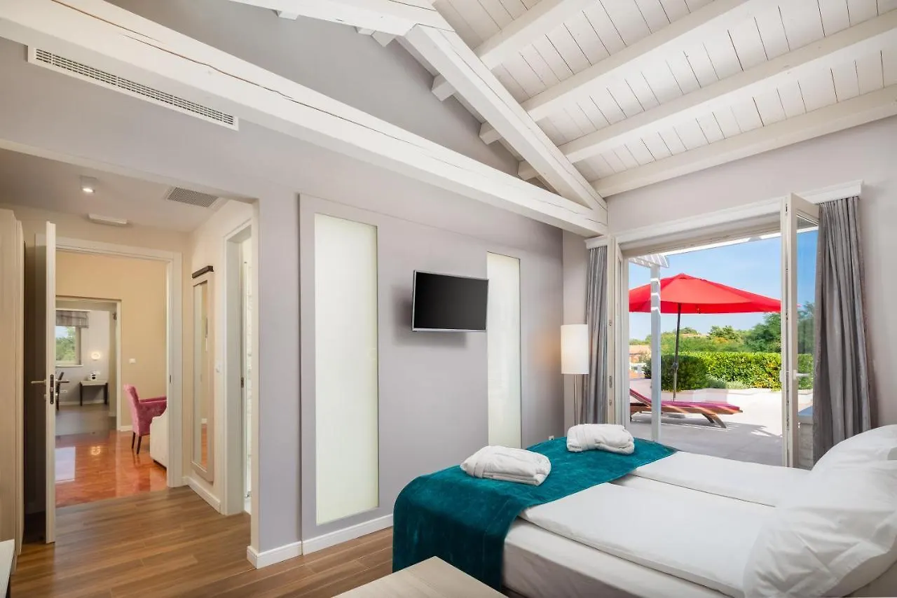 Aldeamento Turístico Istria Nuova Luxury Villas Režanci